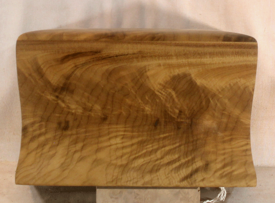 Handmade Myrtle Urn With Curved Sides (AA81)