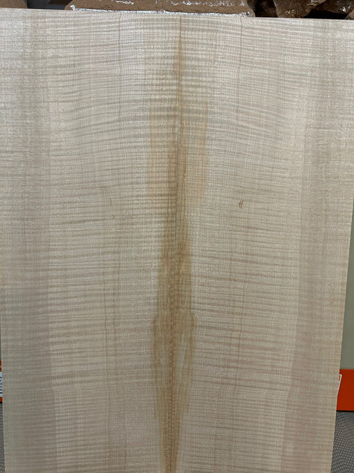 Maple set Brian Howe