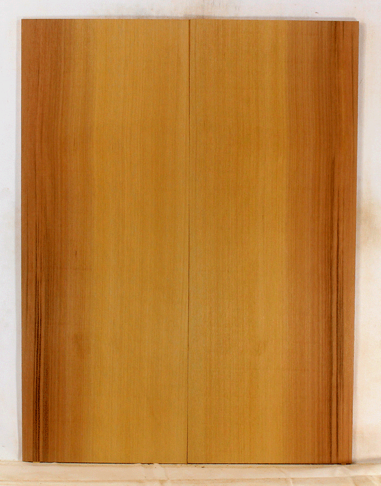 Western Red Cedar Acoustic Guitar Sound Board, Dark and Resonant With Rich Overtones and Clear Bass, Dreadnought Size (KP91)