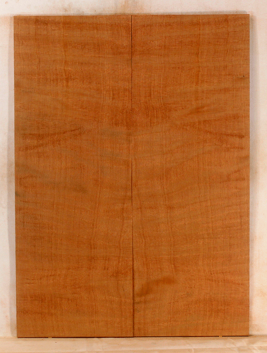 Redwood Acoustic Guitar Soundboard Dreadnought Size, Eco-Friendly Salvaged Old Growth from the 1890’s and 1900’s, Warm and Bright Tones, Excellent Color, Contrast and Figure (KQ49)