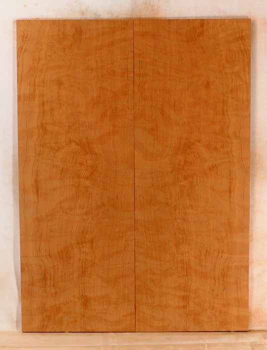 Redwood Acoustic Guitar Soundboard Dreadnought Size, Eco-Friendly Salvaged Old Growth from the 1890’s and 1900’s, Excellent Color and Contrast, Amazing Figure, Warm and Bright Tones (KQ57)