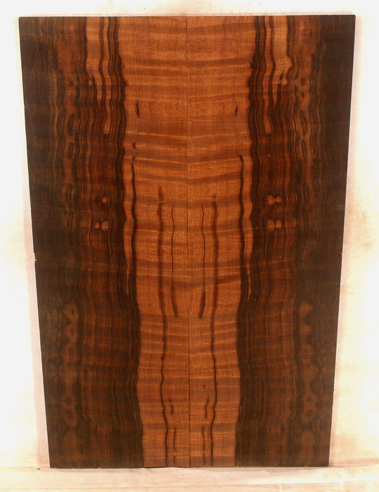 Redwood Guitar Soundbord