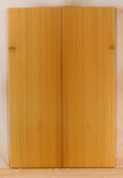 Western Red Cedar Acoustic Guitar Soundboard, Standard Size, Rich and Clear Tones, Old Growth and Eco-friendly (KT23)