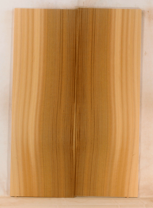 Western Red Cedar Acoustic Guitar Soundboard, Standard Size, Rich and Clear Tones, Old Growth and Eco-friendly (KT32)