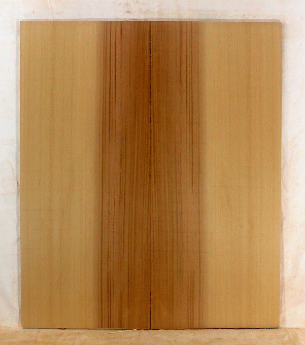 Western Red Cedar Acoustic Guitar Soundboard, Dreadnought Size, Rich and Clear Tones, Old Growth and Eco-friendly (KU91)