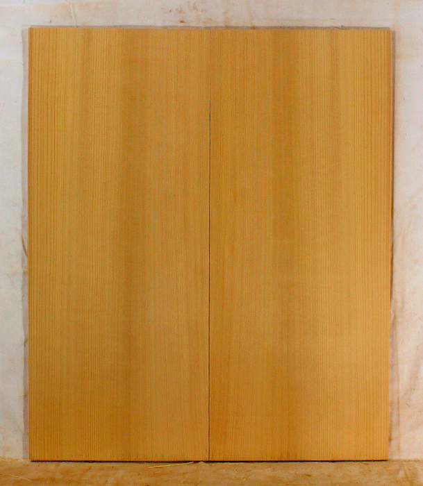 Western Red Cedar Acoustic Guitar Soundboard, Dreadnought Size, Rich and Clear Tones, Old Growth and Eco-friendly (KU93)