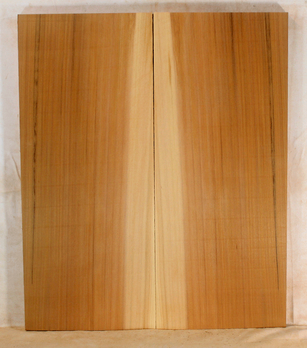 Western Red Cedar Acoustic Guitar Arch Top Soundboard, Dreadnought Size, Rich and Clear Tones, Old Growth and Eco-friendly (KV26)